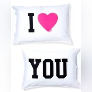 PINK Victoria's Secret 'I Love You' Pillow Set - White, Pink, and Black